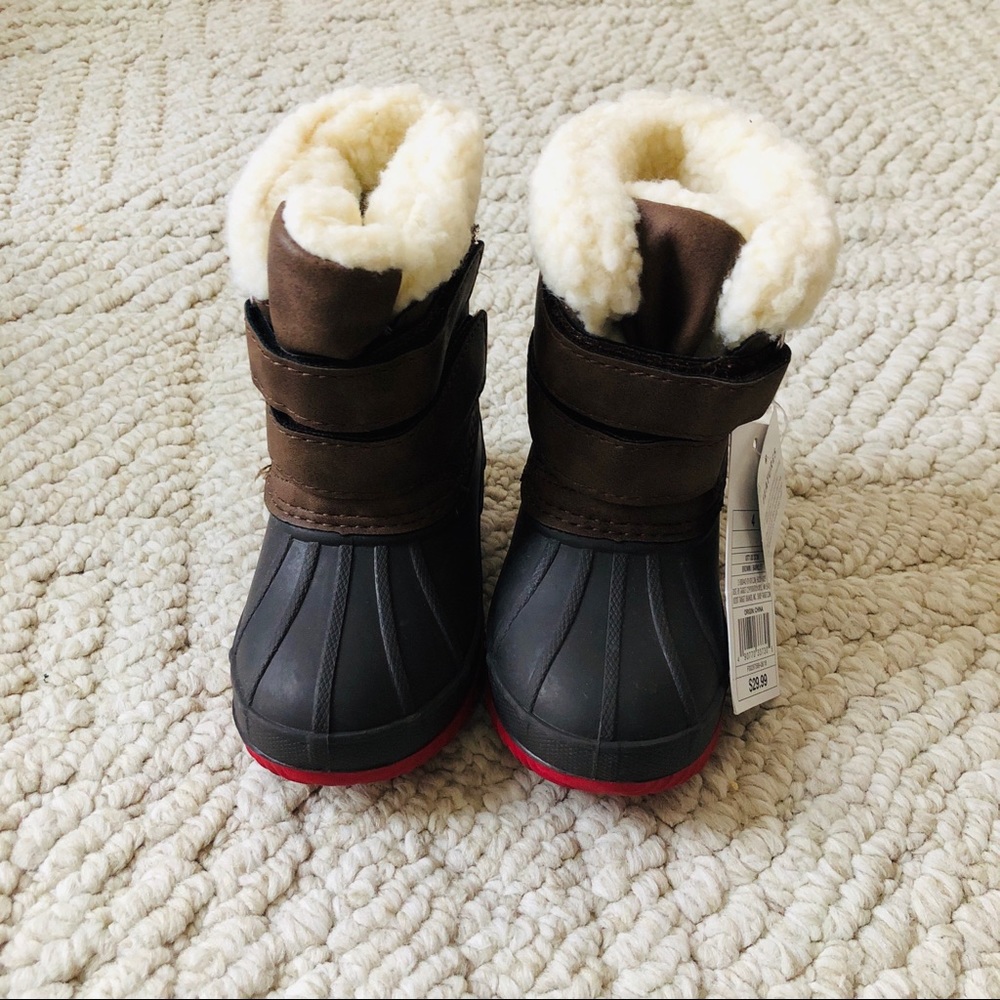Baby snow boots NWT